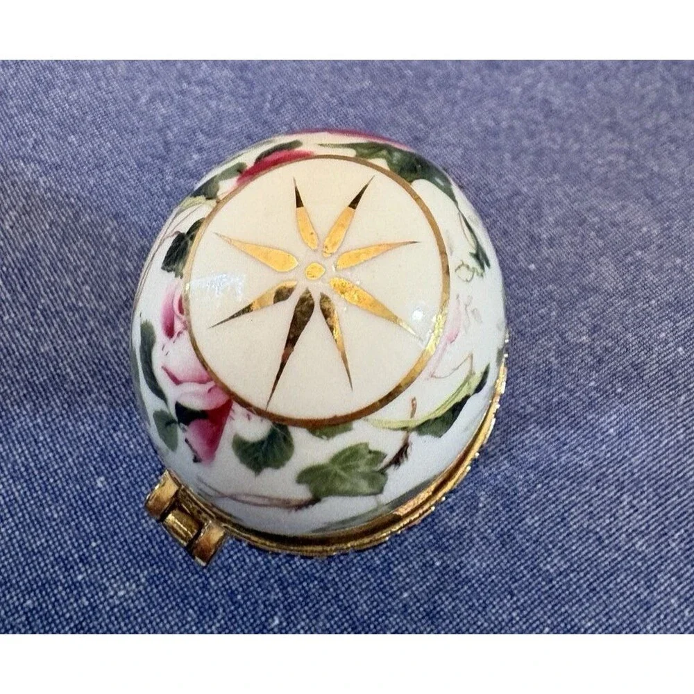 Formalities Laura Chintz Collectible Hinged Egg